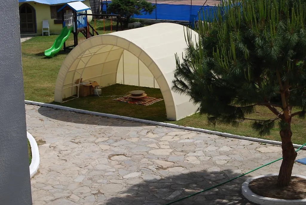 Club Blue White All Inclusive Turgutreis 4*,